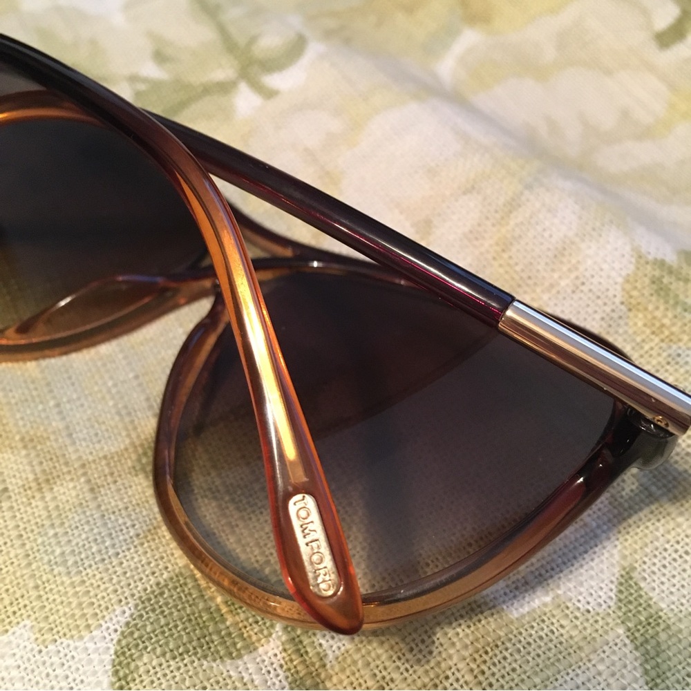 NEW TOM FORD Brown Sunglasses - Picture 5 of 5